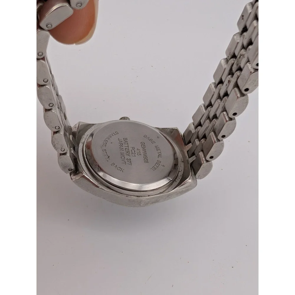 Women's Quartz Watch 28mm Case Faux Marble Dial 7.25